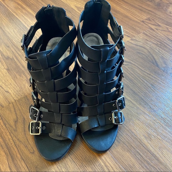 Madden Girl size 7.5 Duff wedge sandal - Picture 6 of 8